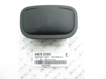 NEW - OEM Rear Console Ash Tray For 2001-2005 Hyundai Sonata  846703C000