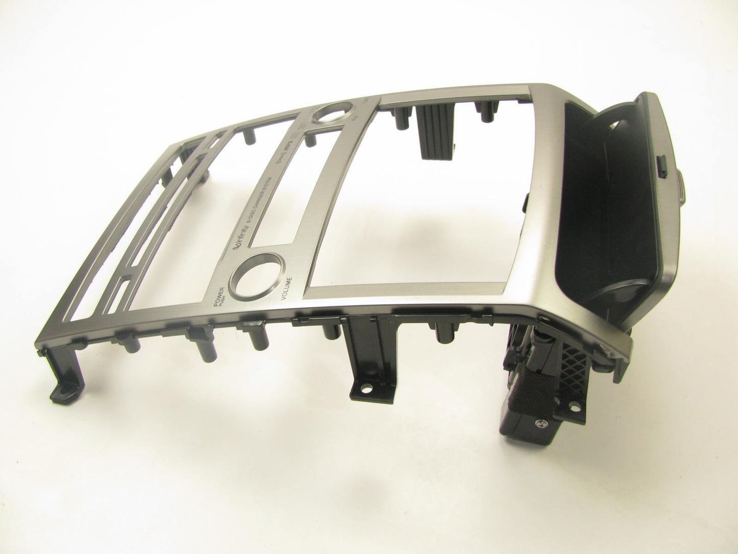 New OEM Premium Audio Radio Trim Bezel 847403J555BP For 2007-08 Hyundai Veracruz