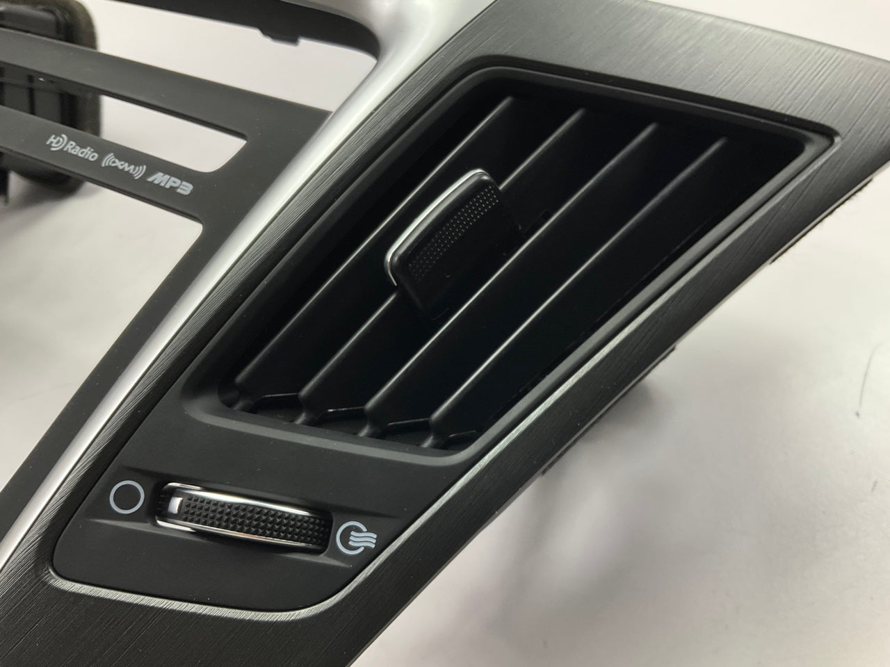 New Center Radio A/C Trim Panel With Air Vents OEM For 2009-2014 Hyundai Sonata