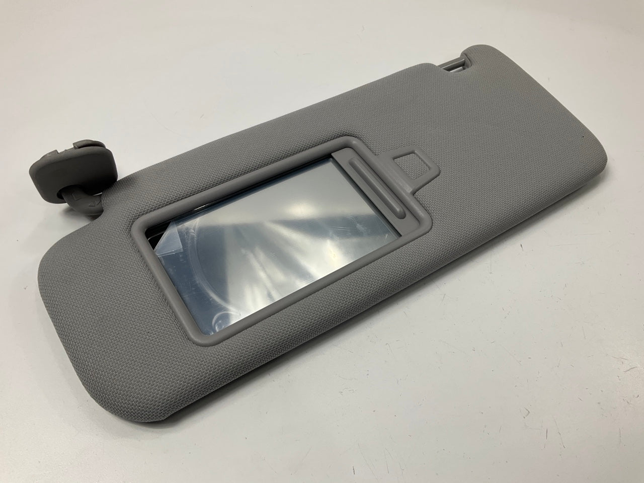 NEW Gray Left Drivers Side Sun Visor OEM For 2015-2019 Sonata 85201C2000TTXQH