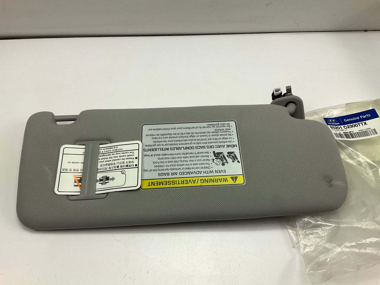 NEW Left Drivers Gray Sun Visor OEM For 2016-19 Sonata W/ Sunroof 85201C2300TTX