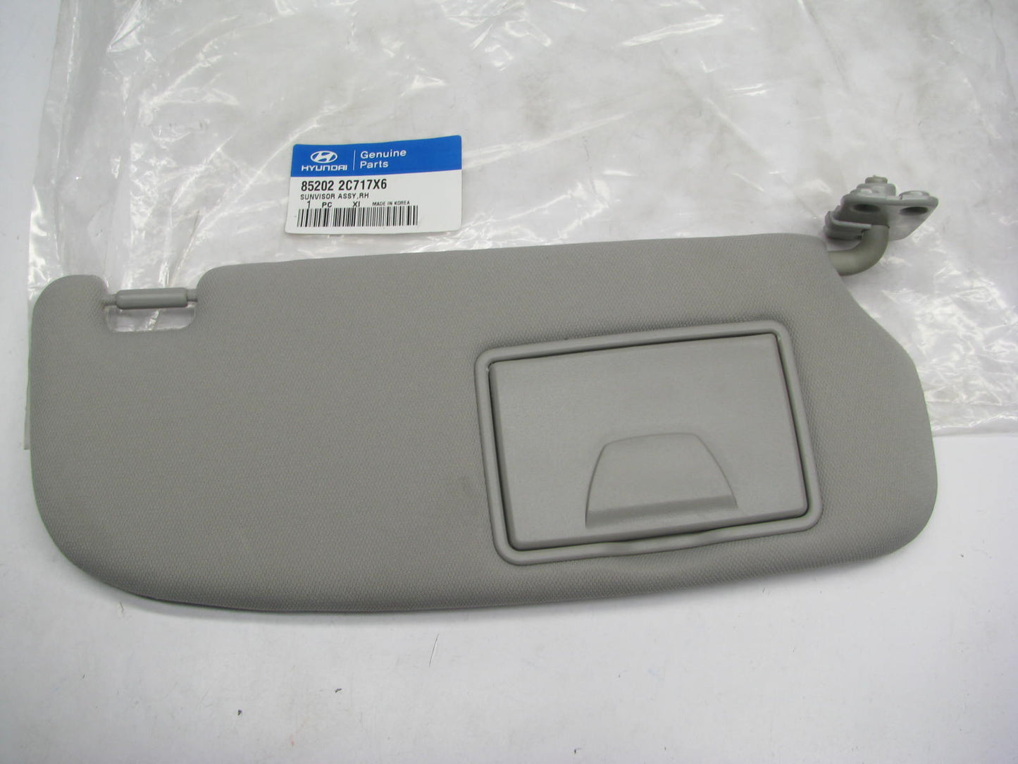 NEW RH Passenger Sun Visor 852022C717X6 Genuine OEM For  06-2008 Hyundai Tiburon