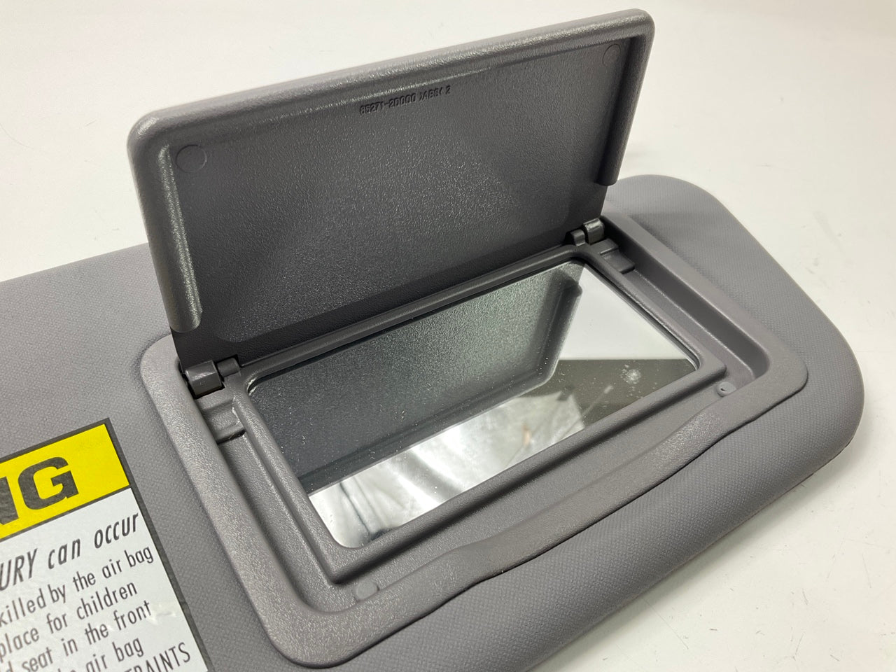 NEW Right Passenger Gray Sun Visor OEM For 01-04 Elantra W/ Sunroof 852022D900OI