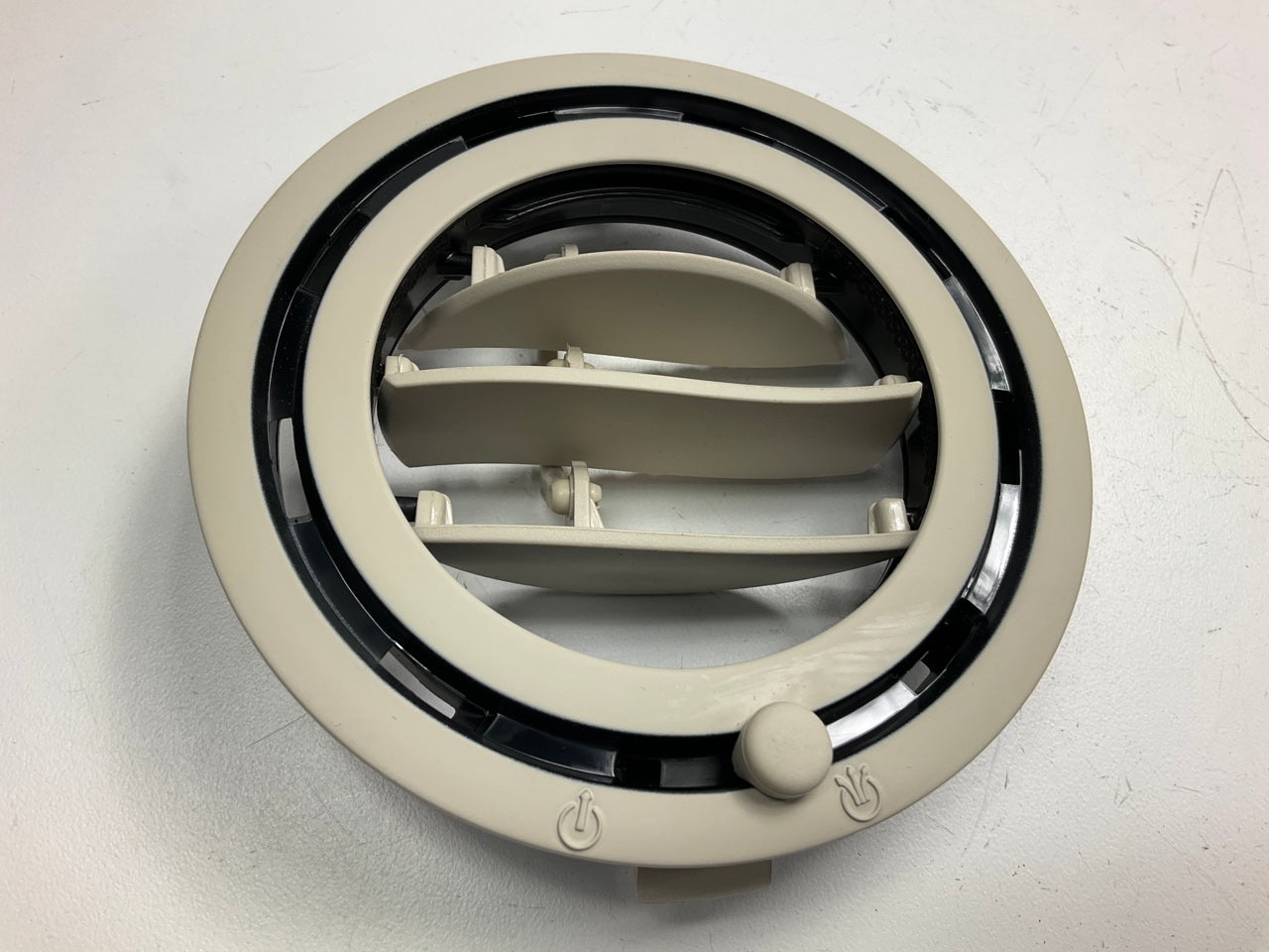 Headliner (Roof) Left Driver Side A/C Air Vent OEM For 20-24 Palisade 85381S8000