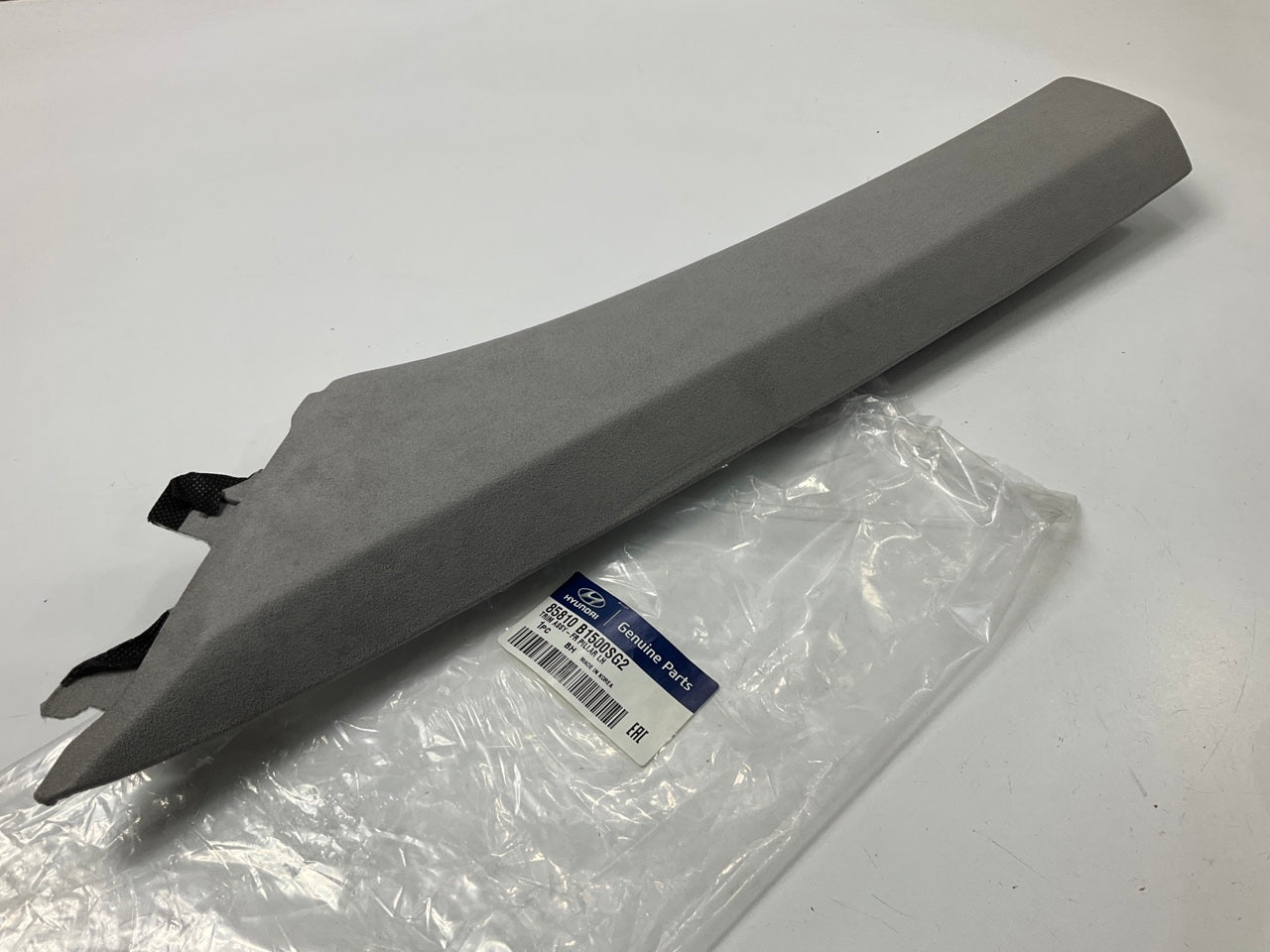 Left Drivers Windshield Pillar Trim Gray OEM For 2017 Genesis G80 85810B1500SG2