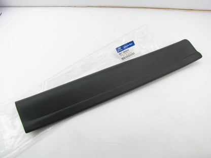 NEW GENUINE Front Left BLACK Door Sill Scuff Plate OEM For 2007-09 Santa Fe