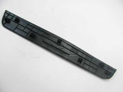 NEW Front Left Drivers Side Door Sill Scuff Plate OEM For 11-16 Hyundai Elantra