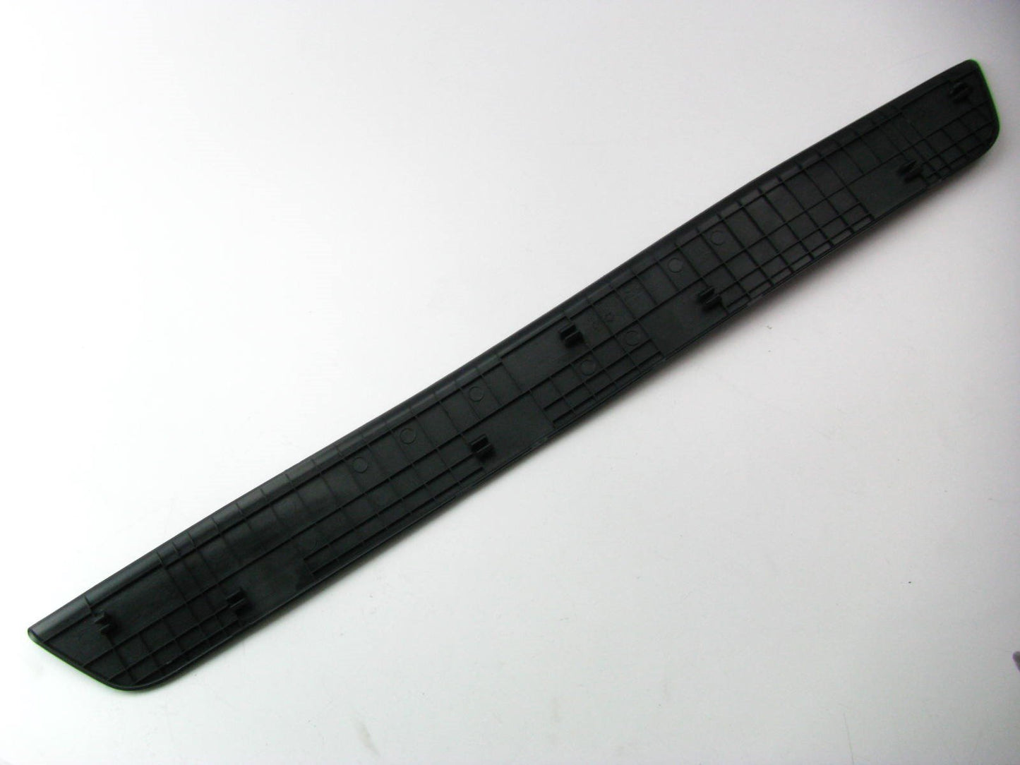 New Front Left Side Door Step Sill Plate Trim For 12-15 Veloster 858812V000RY