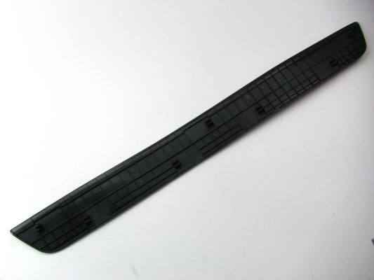 New Front Left Side Door Step Sill Plate Trim For 12-15 Veloster 858812V000RY