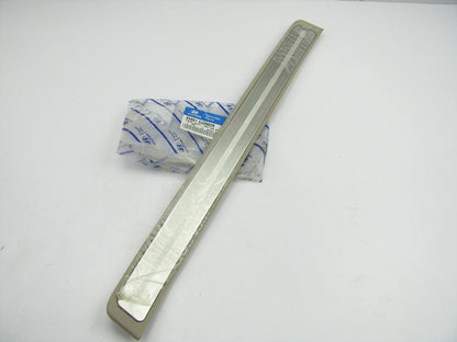 NEW GENUINE FRONT LEFT Door Sill Scuff Plate Trim OEM For 2007-2012 Veracruz