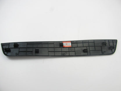 Front Right Door Sill Scuff Plate OEM For 2011-16 Hyundai Elantra SEDAN US BUILT