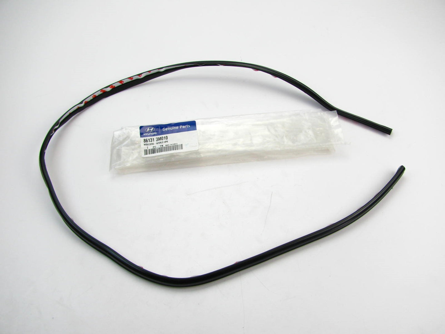 NEW GENUINE Windshield Upper Moulding Strip Seal OEM For 2009-14 Genesis