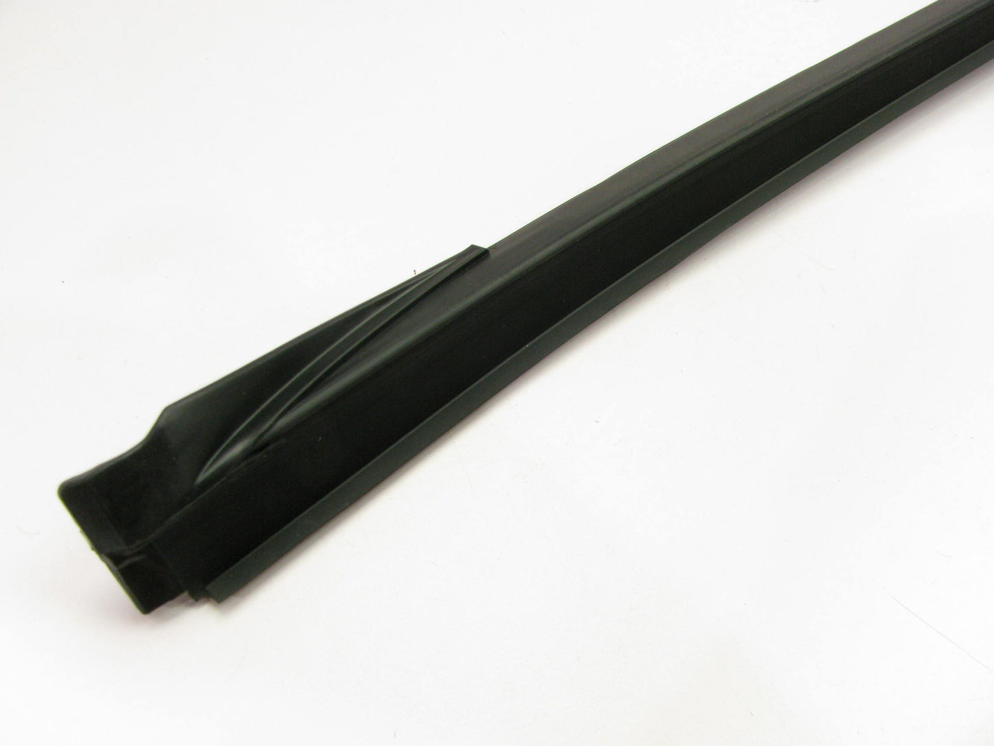 NEW FRONT RIGHT OUTER Windshiled Trim Moulding OEM For 11-15 Hyundai Sonata