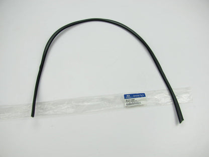 NEW GENUINE Windshield Reveal Moulding Seal OEM For 2009-2012 Elantra Hatchback