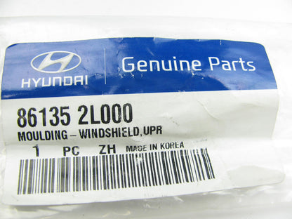 NEW GENUINE Windshield Reveal Moulding Seal OEM For 2009-2012 Elantra Hatchback