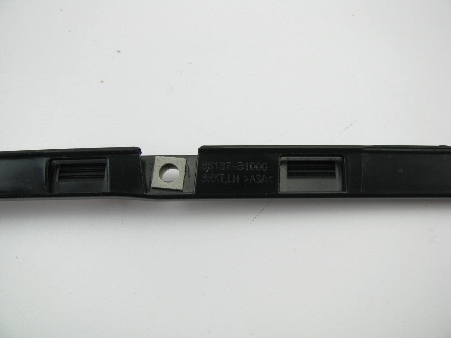 NEW Windshield Left Side Reveal Moulding Strip Seal OEM For 2014-16 Genesis