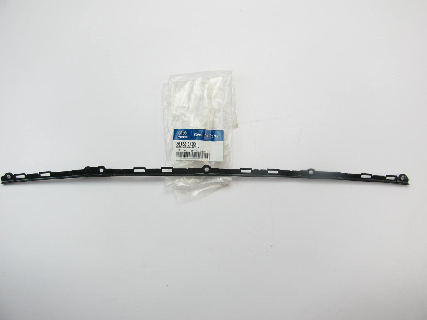 Outer Left (Drivers Side) Windshield Moulding Bracket OEM For 2006-2010 Sonata