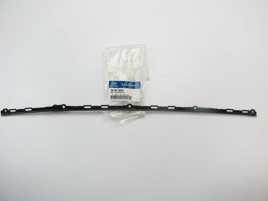 Outer Left (Drivers Side) Windshield Moulding Bracket OEM For 2006-2010 Sonata
