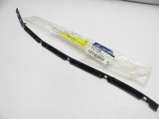 Right Passengers Windshield Moulding Strip OEM For 17-20 Genesis G80 86138B1000