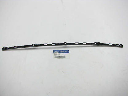 New OEM Windshield Moulding Mounting Bracket Right Passenger For 06-10 Sonata