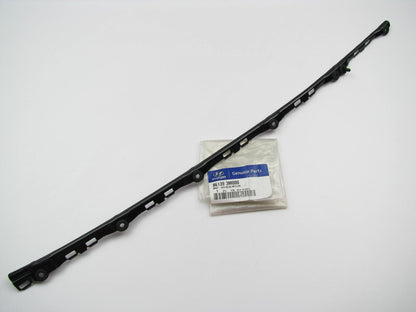 New Right Passengers Side Windshield Moulding Retainer Bracket For 09-14 Genesis