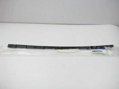 New OEM Windshield Moulding Mounting Bracket Right Passenger For 11-15 Sonata