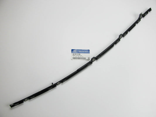 New Windshield Moulding Mounting Bracket Retainer Right Side For 2015-16 Sonata