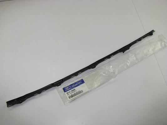 NEW - OEM Left Windshield Moulding Bracket For 10-15 Hyundai Equus 861413N000