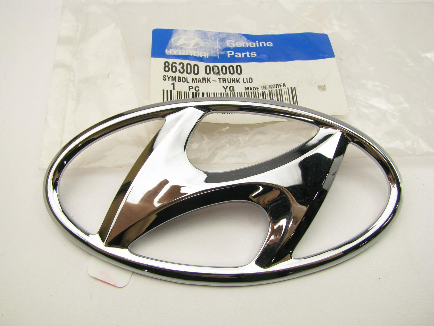 New REAR Trunk Deck Lid Emblem OEM For 2011-2014 Hyundai Sonata  863000Q000