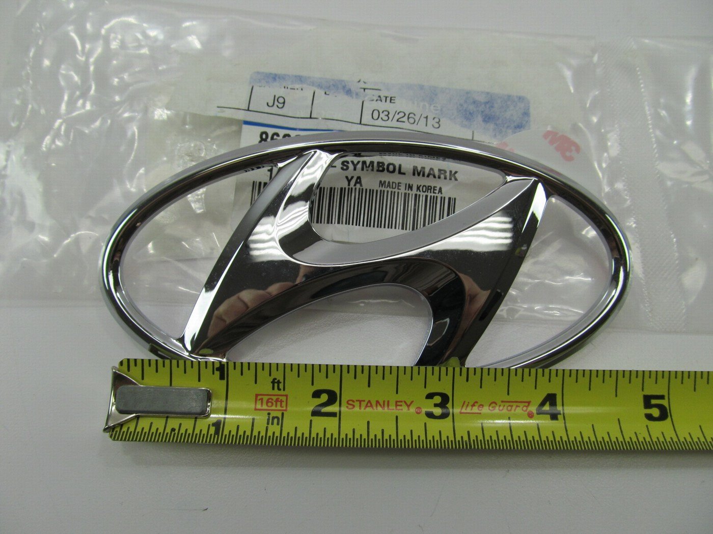Rear Trunk *H* Symbol Logo OEM For 2012-14 Hyundai Accent SEDAN  863000U000