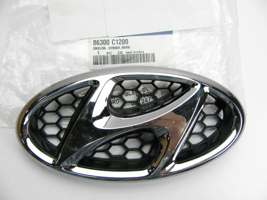 New OEM Front Bumper Grille *H*  Emblem Badge For 2015-2017 Sonata 86300C1200