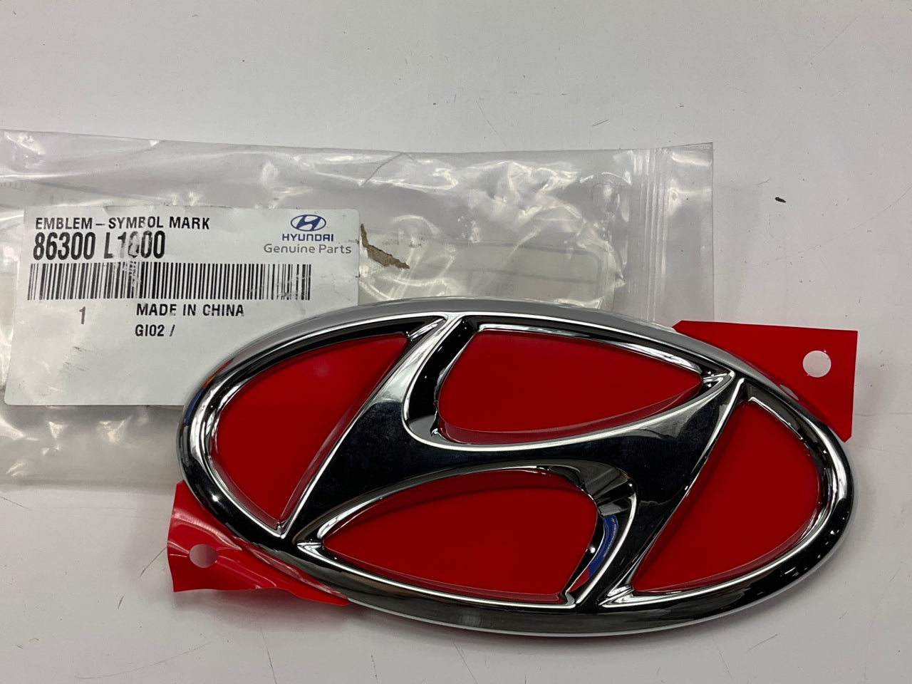 NEW - REAR Trunk Lid Emblem ''H'' Logo OEM For 20-23 Hyundai Sonata 86300L1000