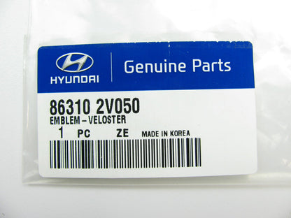 NEW - OEM Front Bumper Emblem For 2011-2013 Hyundai Veloster 863102V050