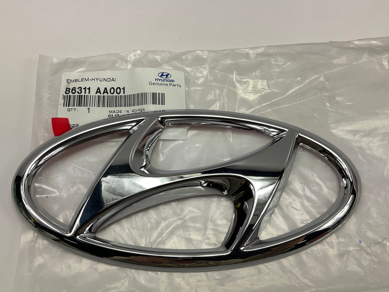 NEW Front Grille *H* Emblem Logo OEM For 2021-2023 Hyundai Elantra 86311AA001