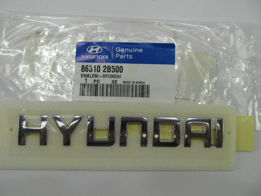 NEW  Liftgate Tailgate Nameplate Badge Emblem OEM For 07-10 Veracruz 863203J000