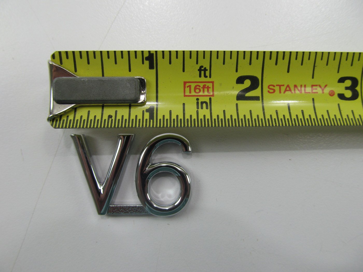 NEW - OEM Genuine Trunk Lid V6 Emblem Badge For 2002-2005 Sonata 863223D000