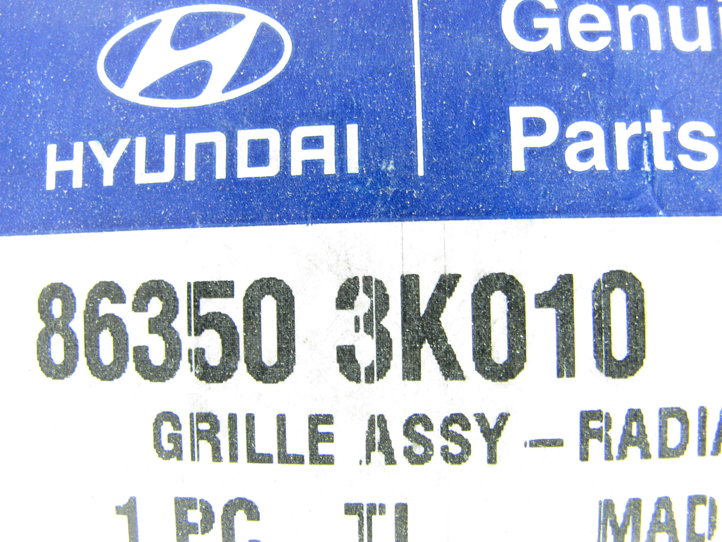 NEW - OEM Radiator Grille W/ Emblem For 2005-2007 Hyundai Sonata 863503K010