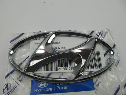 NEW - OEM GENUINE *H* Rear Hatch Emblem For 2005-2006 Santa Fe  8635326200