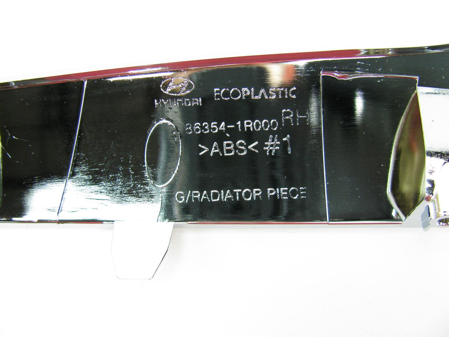 NEW GENUINE Front Right Exterior Chrome Trim Strip OEM For 12-14 Hyundai Accent