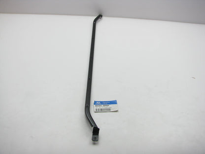 Front Grille Lower Reinforcement Screen Moulding OEM For 01-04 Hyundai Santa Fe
