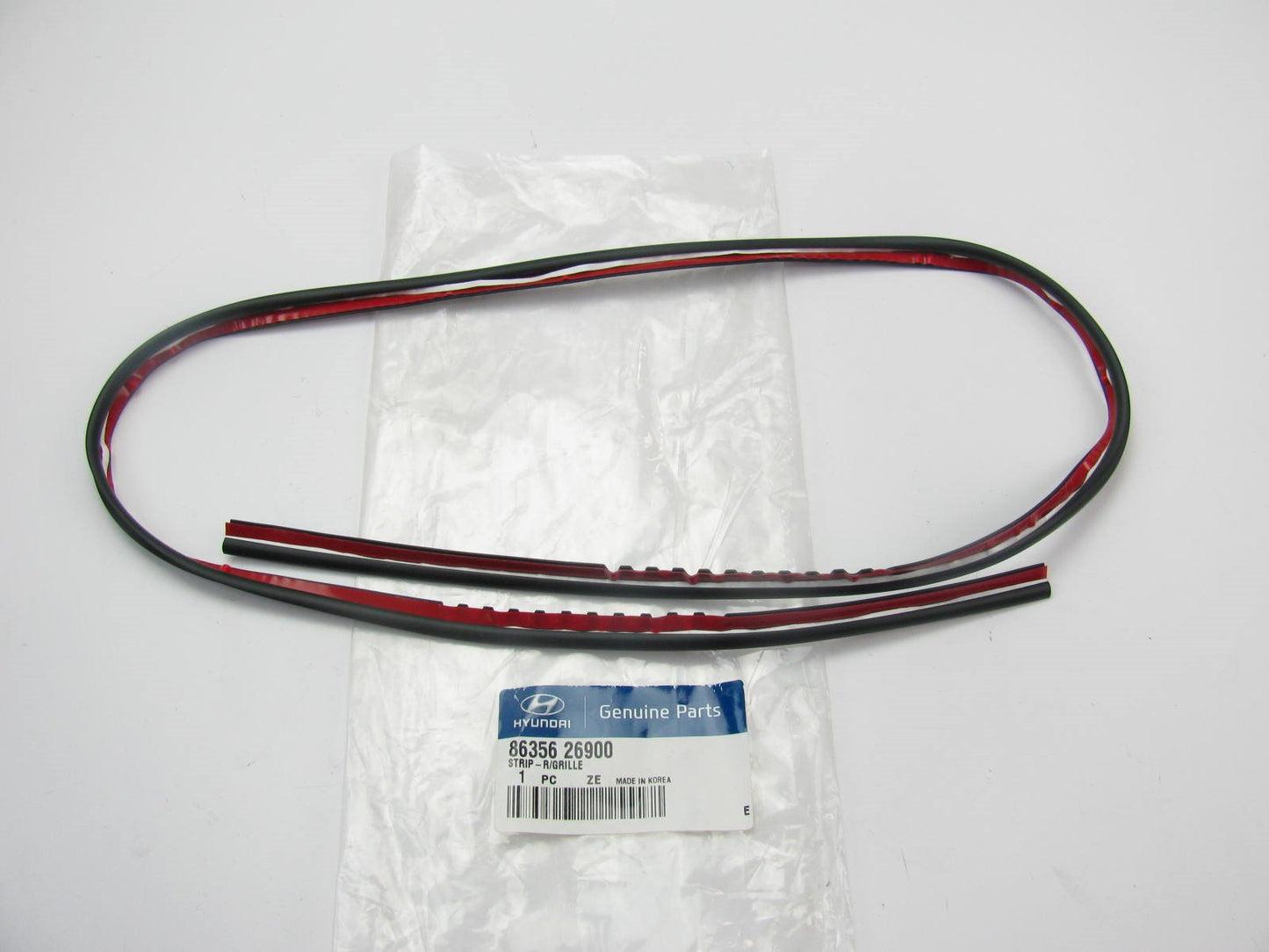 NEW - OEM 8635626900 Front Grille Moulding Gasket Strip Seal For 01-06 Santa Fe