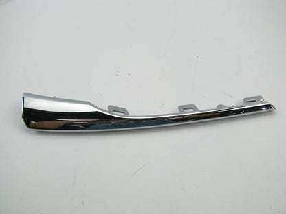 NEW Center Lower Right Grille Trim CHROME OEM For 2010 Elantra 863562H500