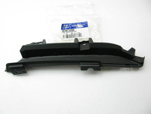 NEW GENUINE OEM Front Bumper Grille Right Side Bracket For 13-16 Santa Fe Sport