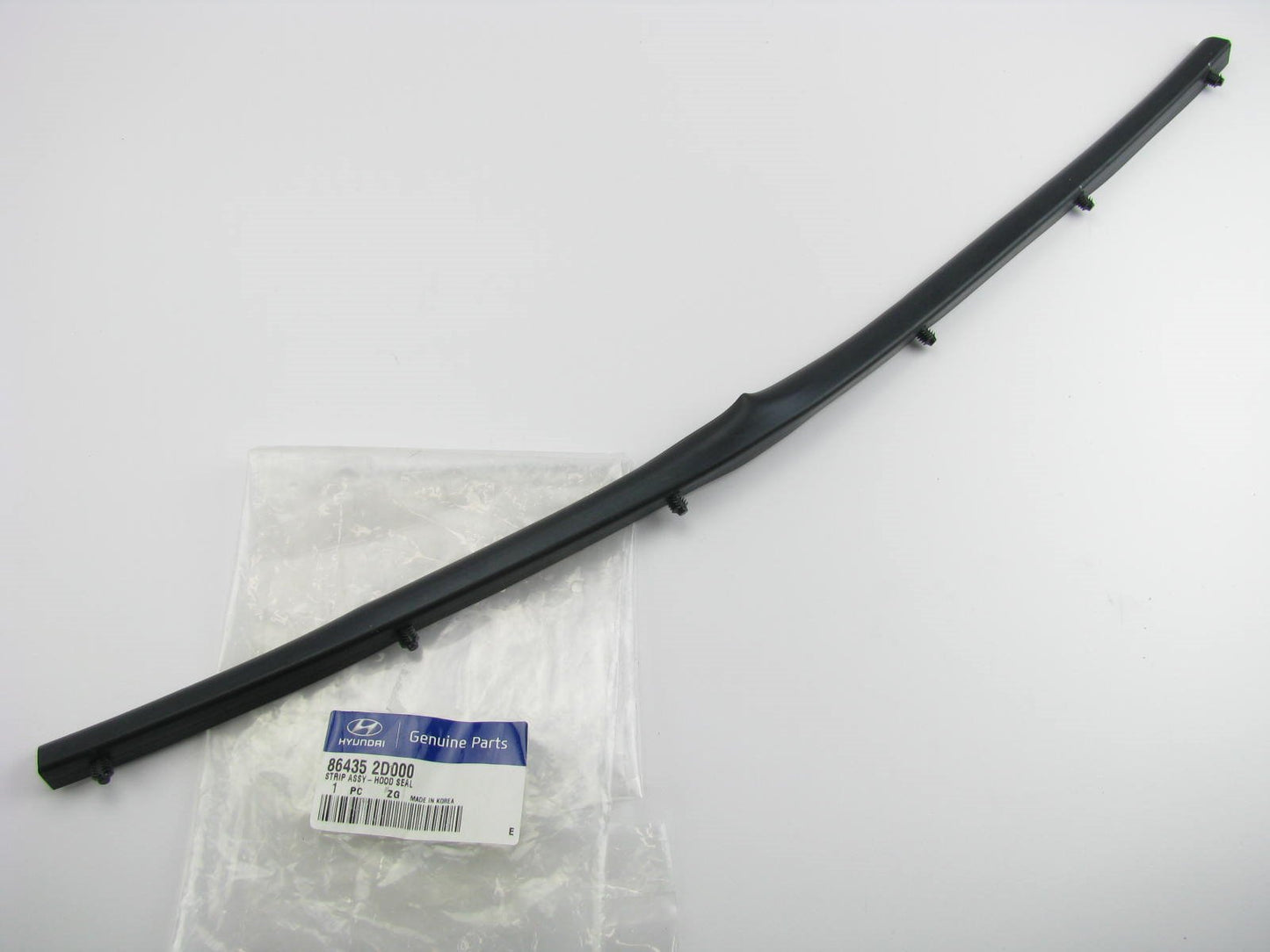 New Genuine Front Hood Seal OEM For 2001-2006 Elantra  864352D000