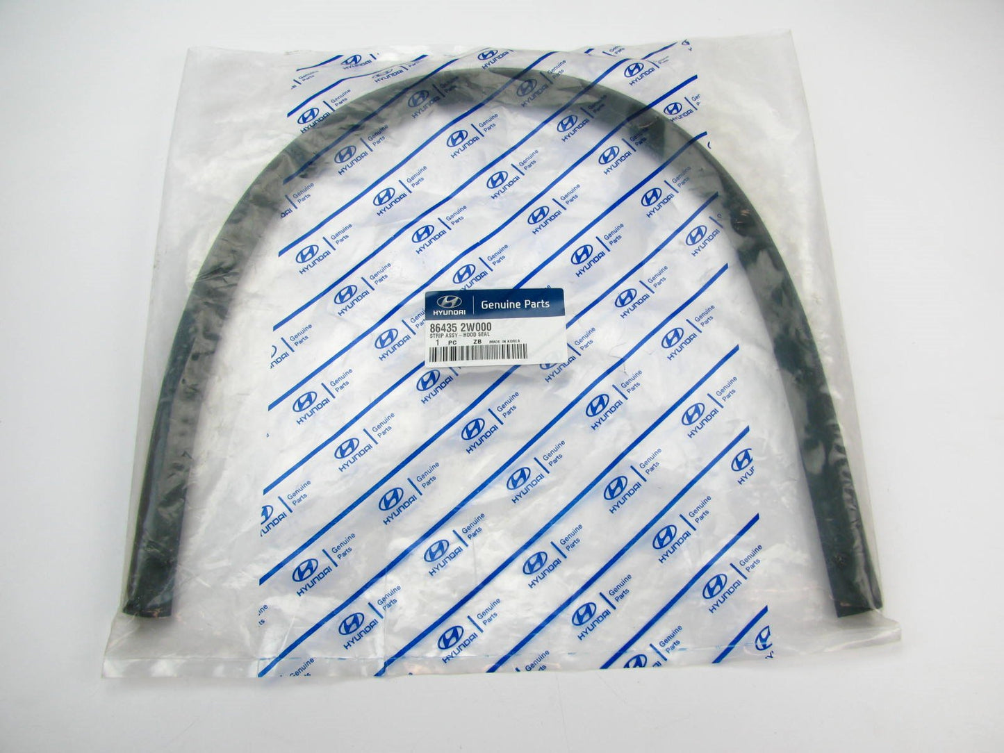 Front Hood Weatherstip Seal OEM For 2013-2015 Hyundai Santa Fe 864352W000