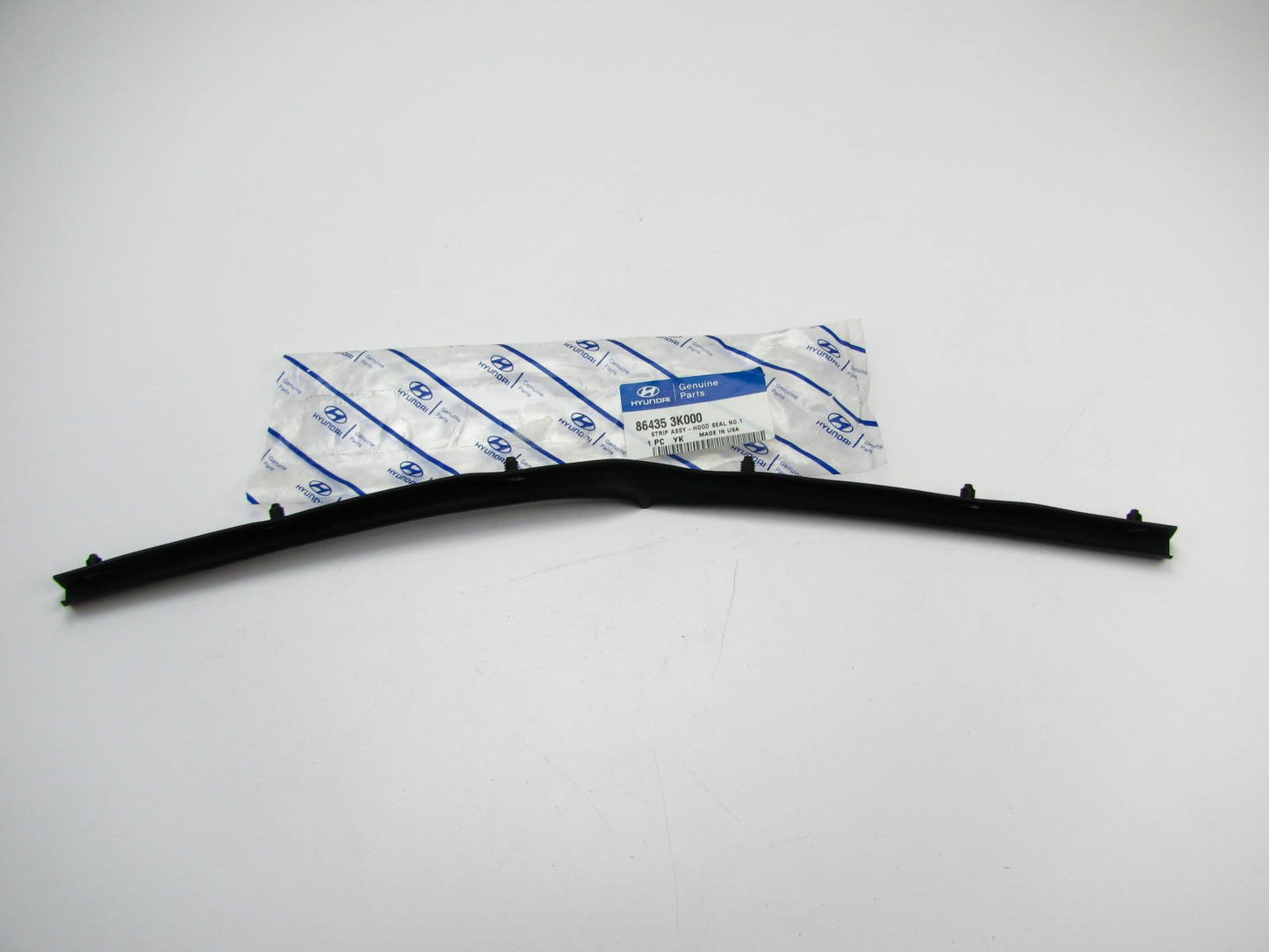 NEW GENUINE Front Hood Seal Weatherstip OEM For 06-10 Hyundai Sonata 864353K000
