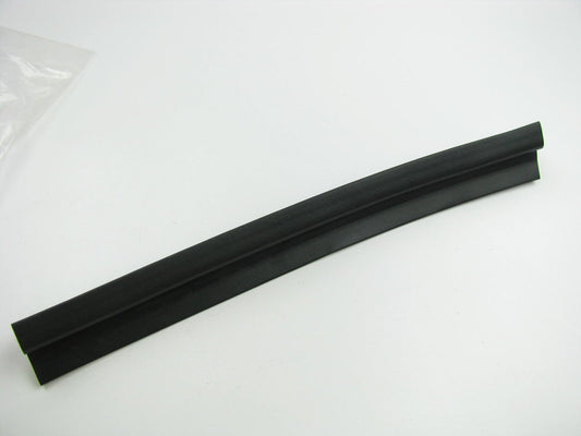 New Right Side Hood Weatherstrip Seal For 2007-2012 Hyundai Veracruz 864803J000