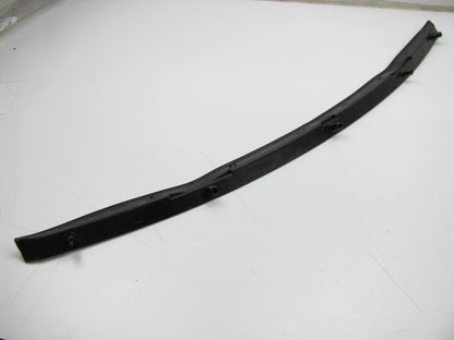 NEW GENUINE Front Bumper Deflector Grille Moulding Insert For 00-02 Accent HATCH