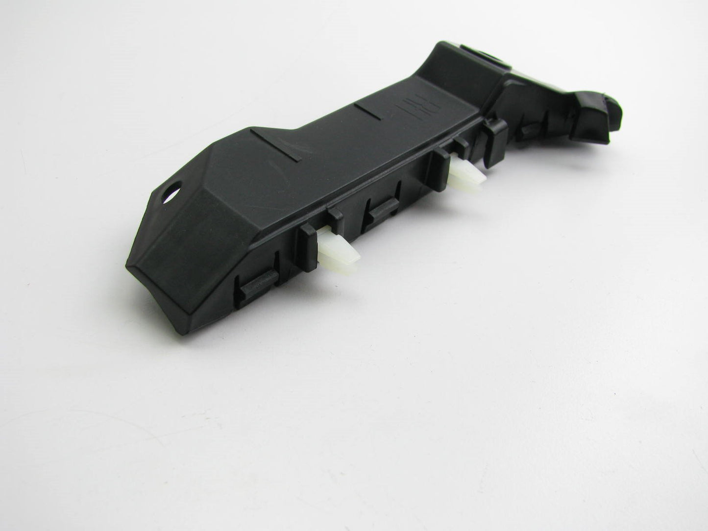 FRONT Bumper Cover Support Bracket Right Passenger Side OEM For 2009-11 Genesis