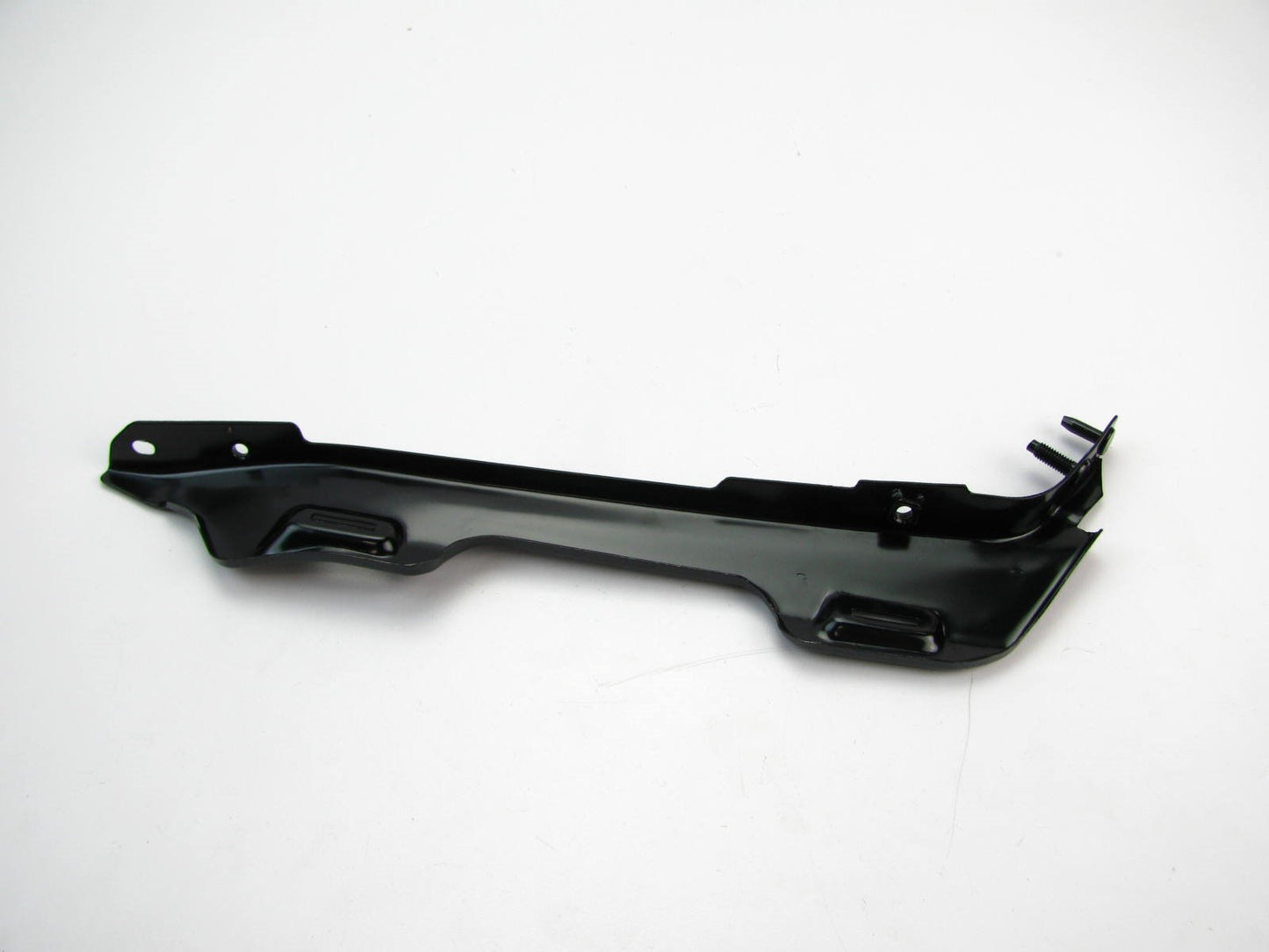 Front Bumper Cover Support Bracket LEFT DRIVERS SIDE OEM For 2003-2005 Accent